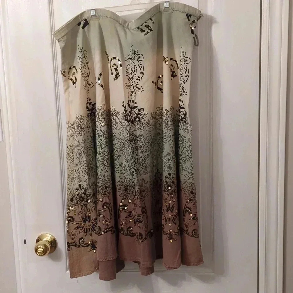 Bling  Skirt - Picture 3 of 10
